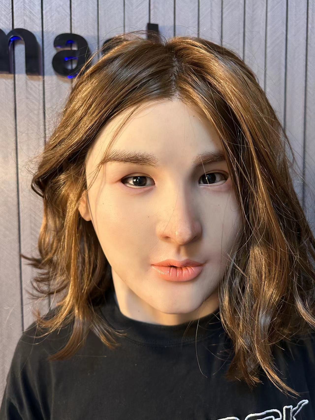 Short-Haired Woman Silicone Mask – Realistic Female Cosplay